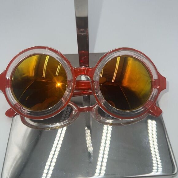 Petals and Peacocks Extasy Red Round Reflective Sunglasses - Picture 1 of 7